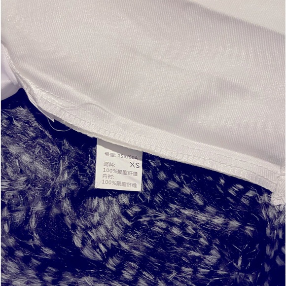 White pleated Skirt/New without tags - Picture 5 of 5